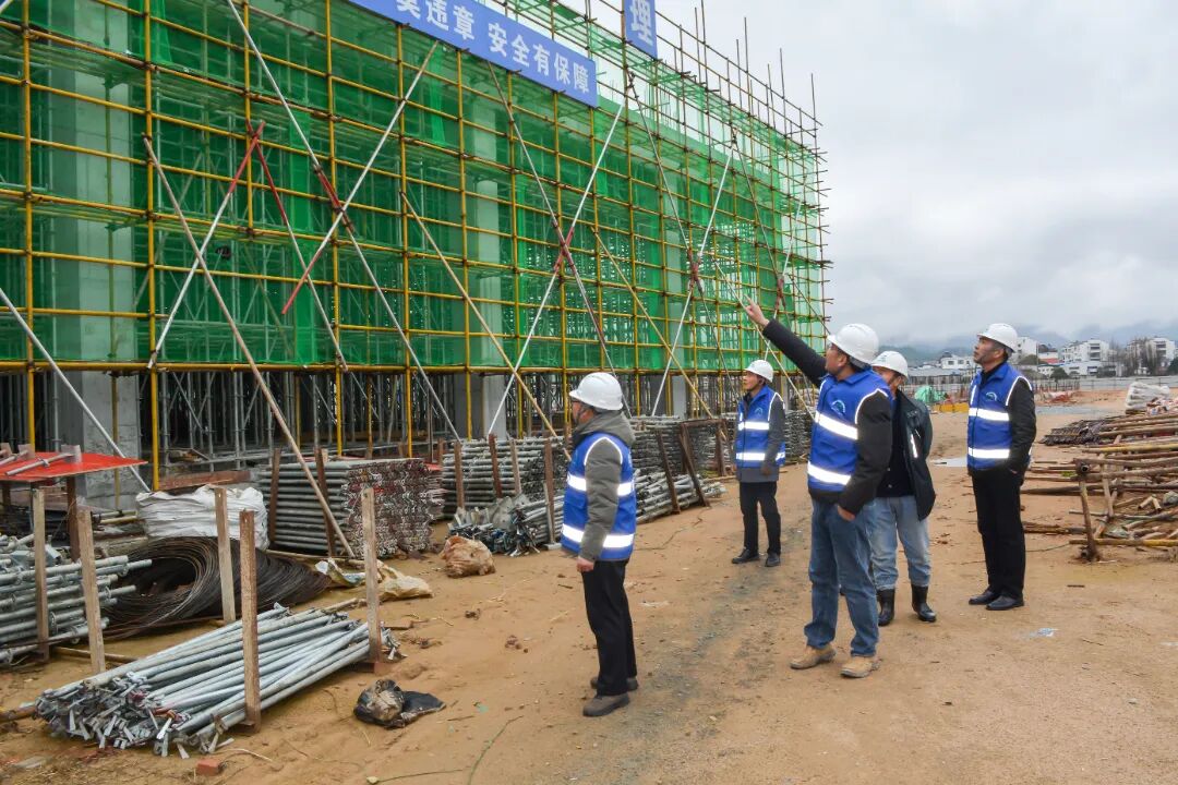 ���ֽ�����ʵ��չ�ں󸴹�������ȫ��������