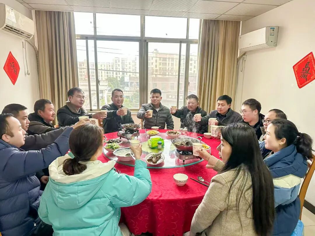 ���ֽ�������Ԫ����Բ�磬Ա�����ȼѽڣ�